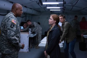 Colonel Weber (Forest Whitaker) telling Louise and Ian (Jeremy Renner) to find out why the aliens have come and what they want. And fast. Otherwise, there will be war.